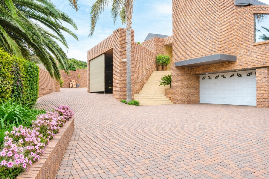 4 Bedroom Property for Sale in Wilkoppies North West